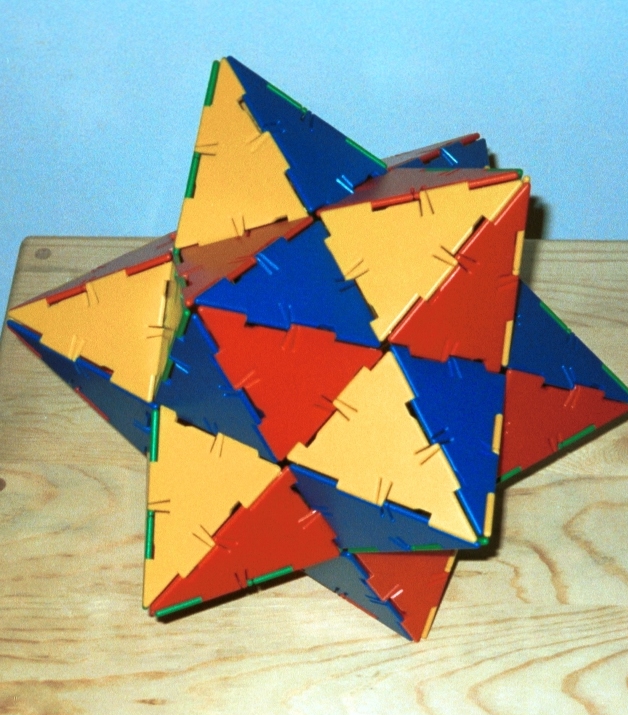 Creating polyhedrons with Polydrons